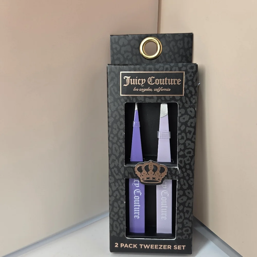 💜▪️Juicy Couture▪️ Lavender and Lilac Tweezer Set Of 2